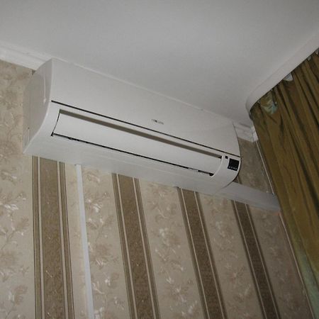 Diplomat Aparthotel Kiev Esterno foto